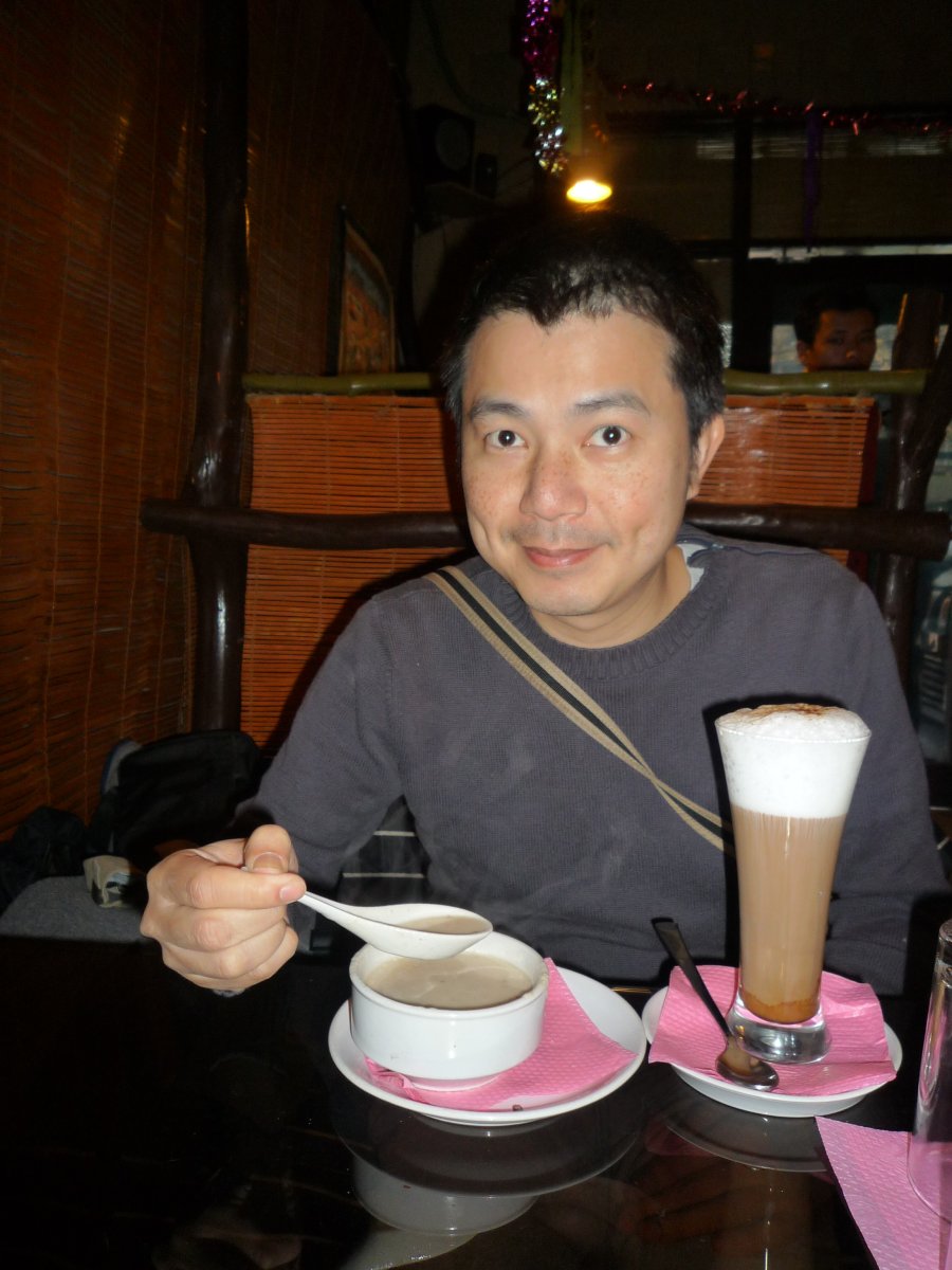 Brownie Organic Cafe04